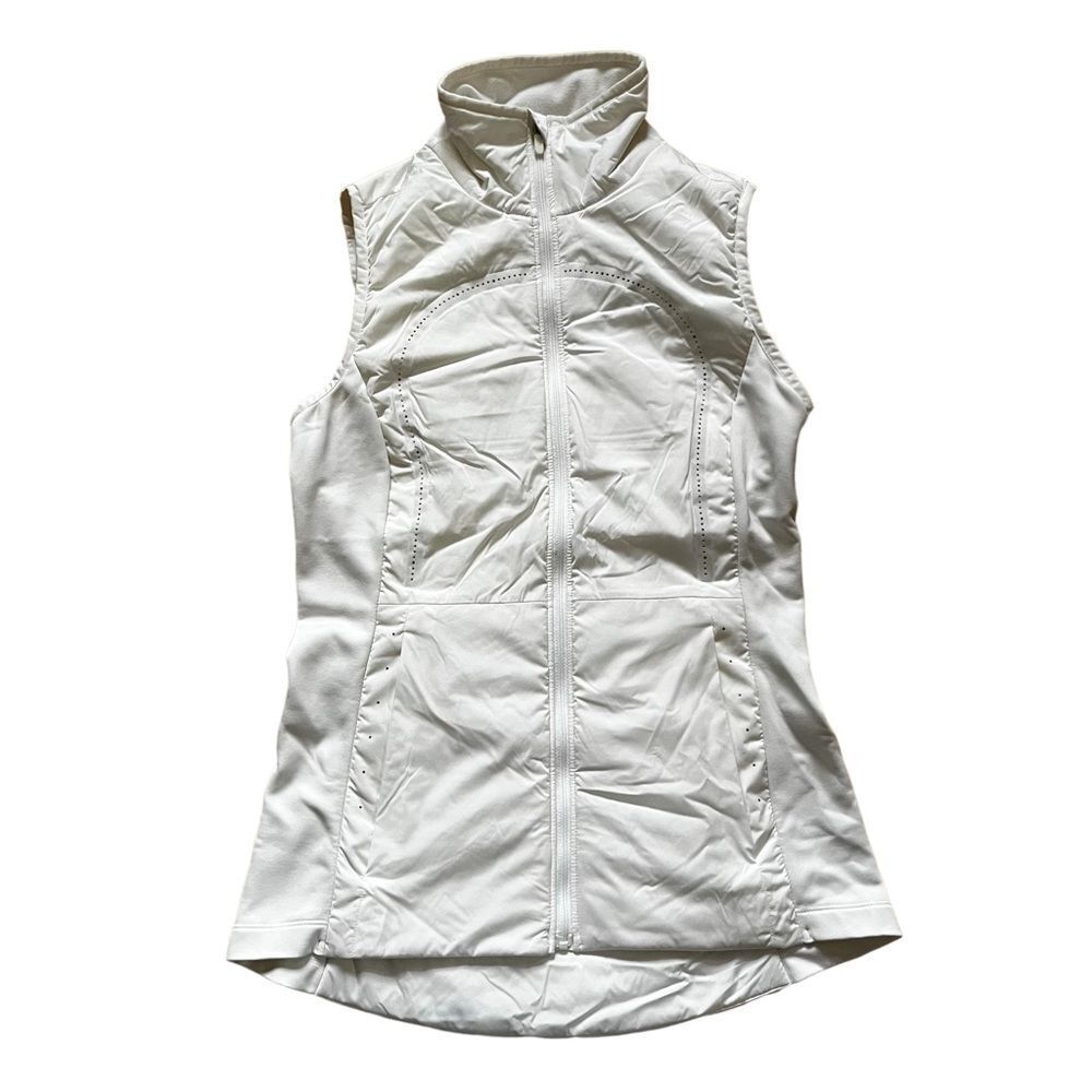 Lululemon White Run For Cold Vest Size 4